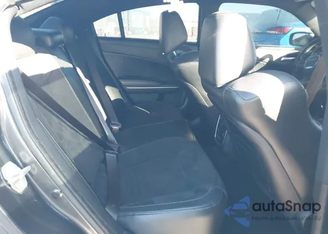 2019 Dodge Charger Scat Pack Rwd z USA, uszkodzony, nr VIN 2C3CDXGJ7KH742648